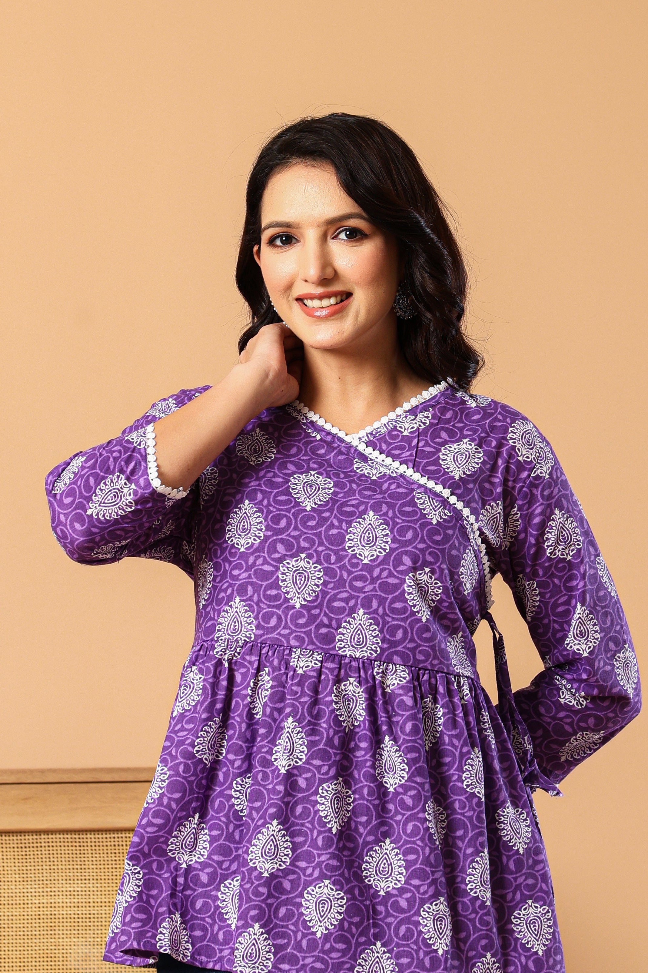 Floral Buta Printed V-Neck Pure Cotton Kurti & Pant Co-ords