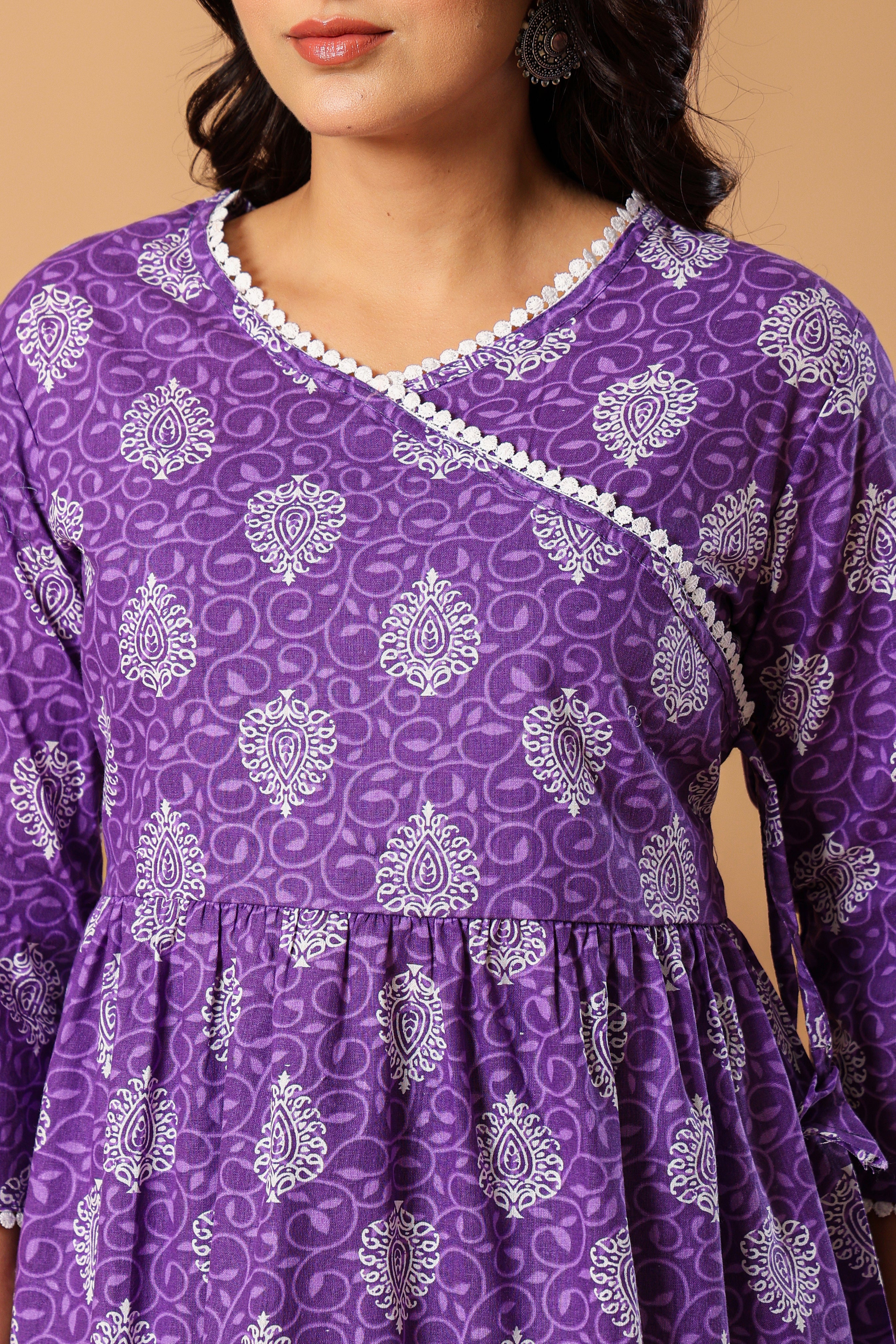 Floral Buta Printed V-Neck Pure Cotton Kurti & Pant Co-ords