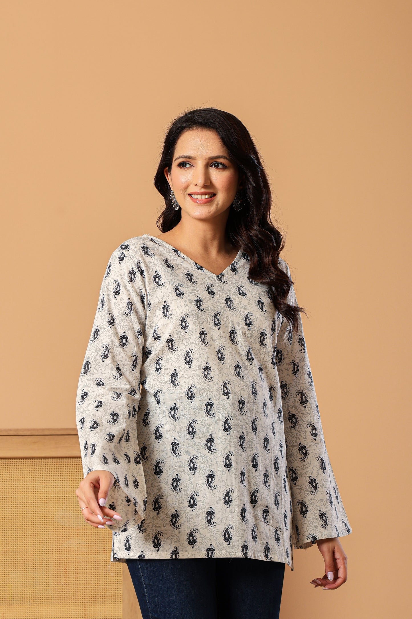 Ethnic Motifs Printed V-Neck Pure Cotton Kurti